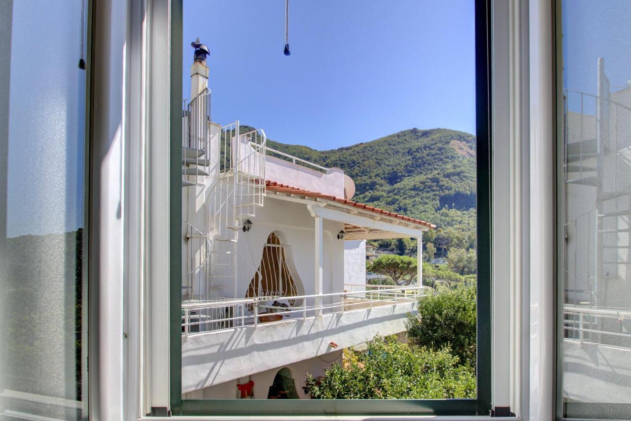 Lacco Terrace Solarium Lacco Ameno  Luaran gambar